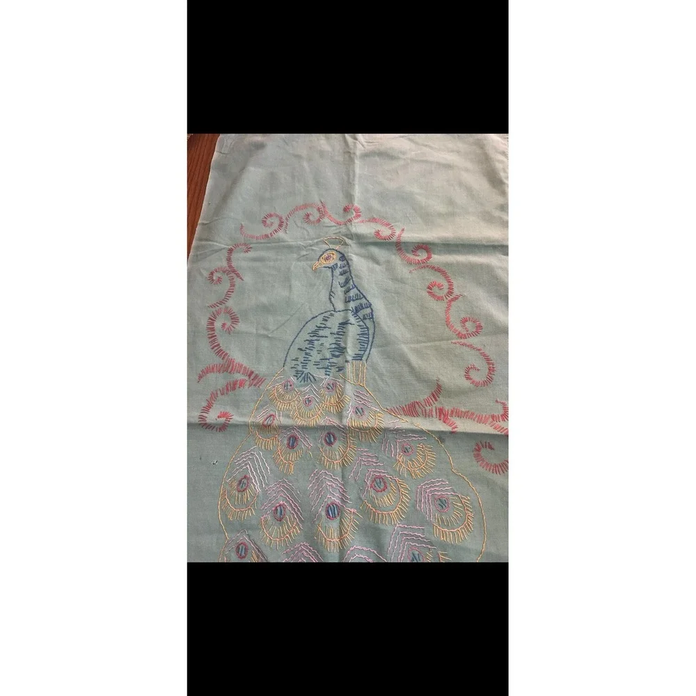 Blue Embroidered Peacock Fabric Table Runner Rectangular 1-Pack